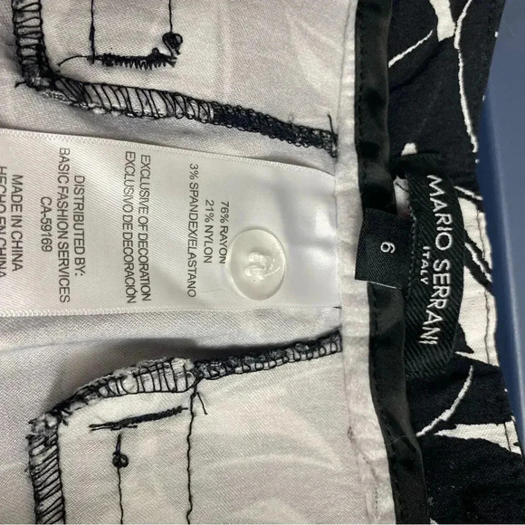 ✅ 3 for $15 ✅ Mario Serrani Italy B/W Floral print Bermuda Shorts Size 6 - Picture 8 of 8